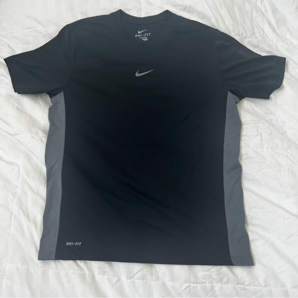 Men’s Nike dri-fit T-shirt